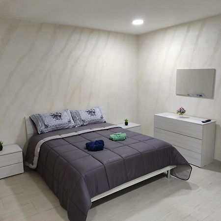 Al Civico 13 Apartman Foggia Kültér fotó